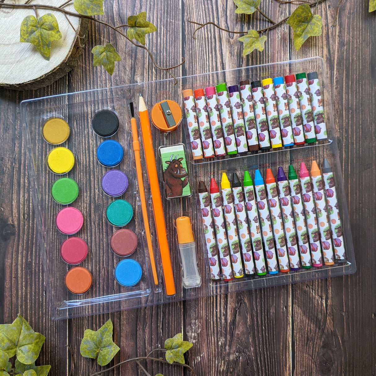 The Gruffalo Children's 42 Piece Art Set - For Ages 3 to 8 Years - Includes Paints and Crayons