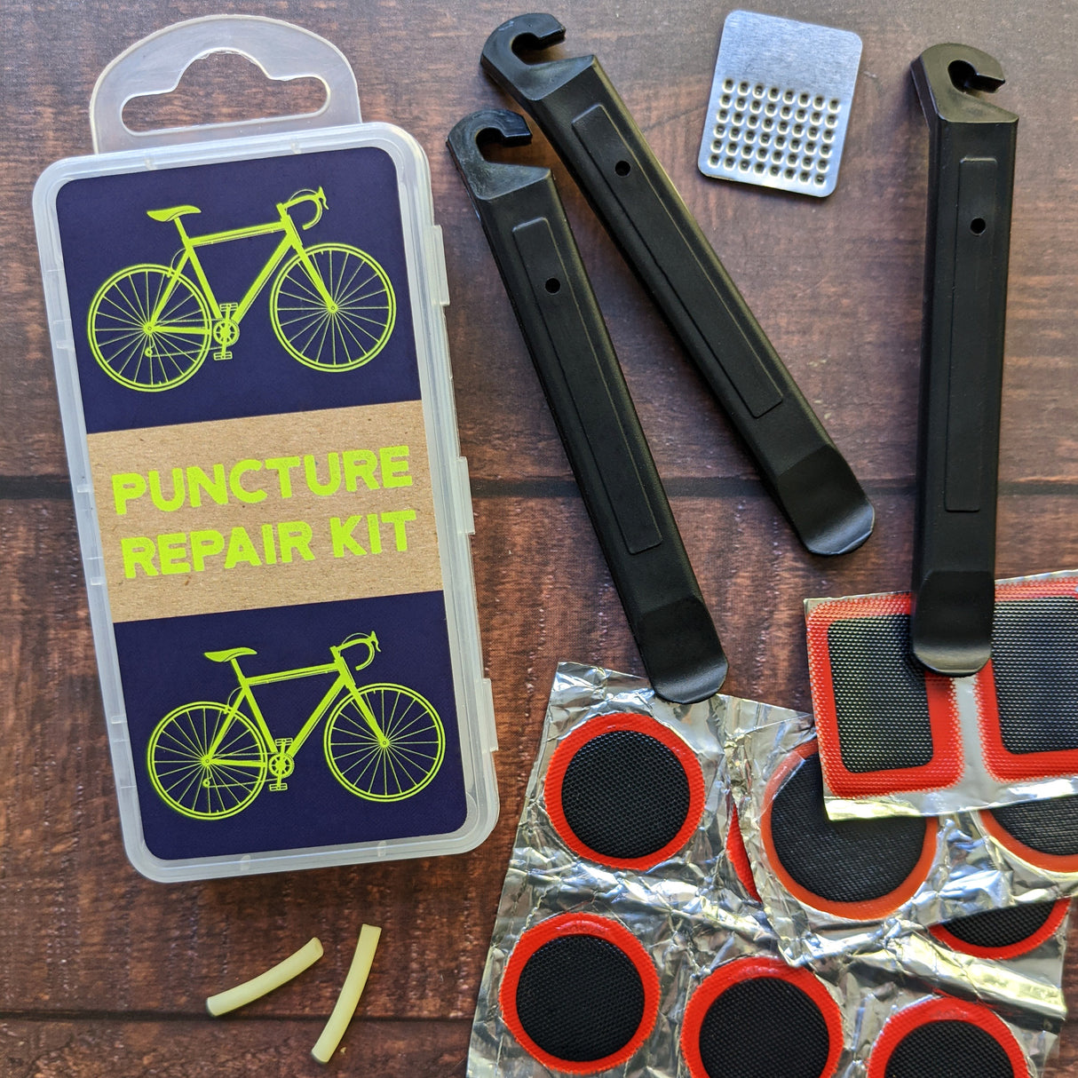 Gentleman’s Emporium Enamel Bicycles Mug & Puncture Repair Set