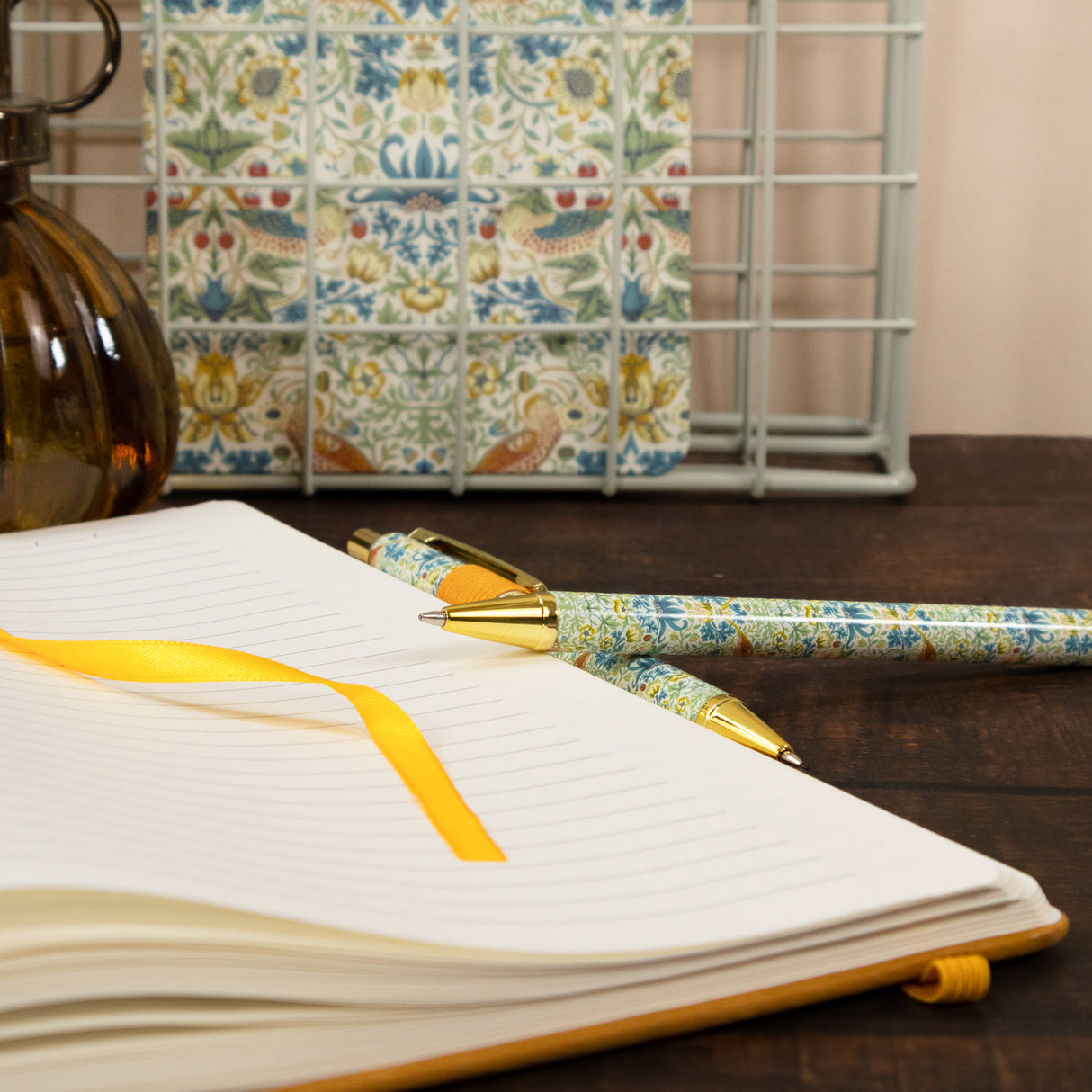 William Morris Pen & Pencil Gift Set