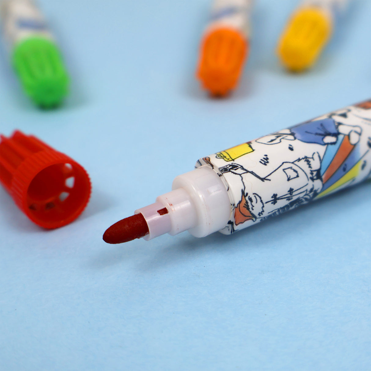 Paddington Jumbo Marker Pens – Set of 8 Colouring Pens for Kids – Art & Craft Stationery Gift