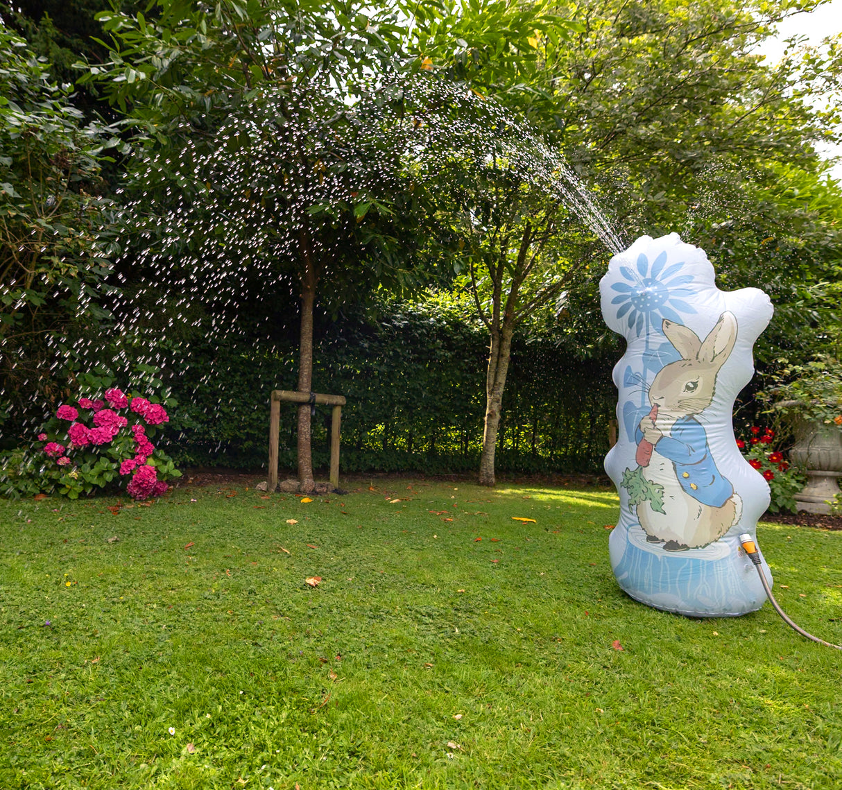 Peter Rabbit Giant Inflatable Sprayer