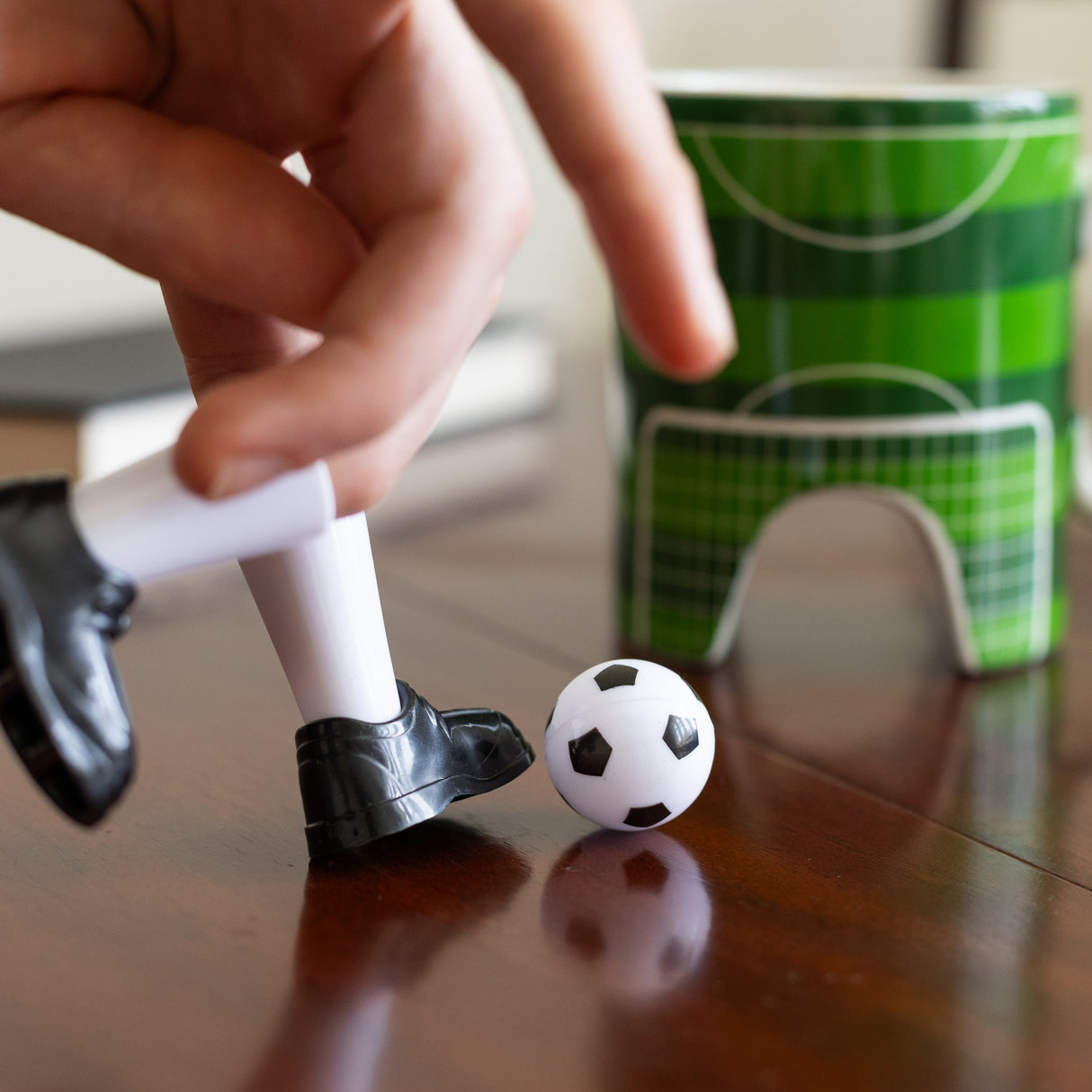 The Gentleman’s Emporium Football Mug & Game Gift Set