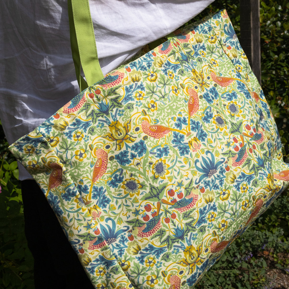 William Morris Large Tote Bag