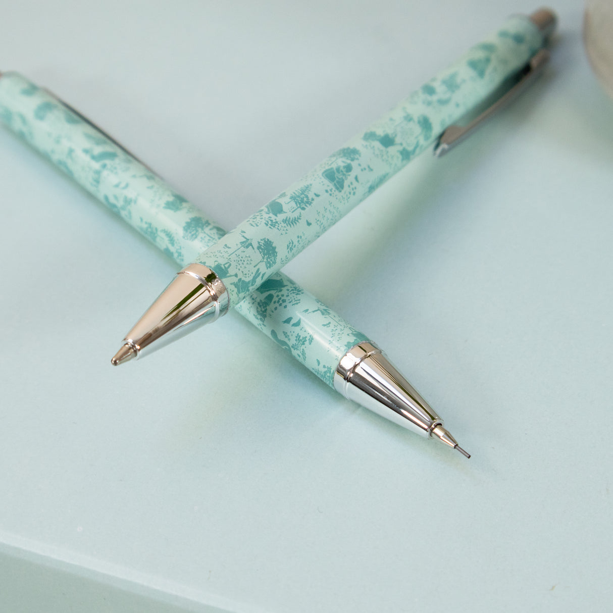Peter Rabbit Pen & Pencil Gift Set